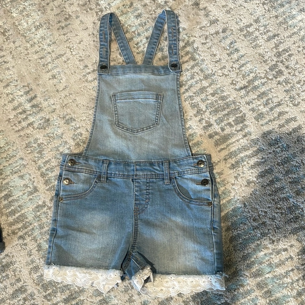 Girls denim overalls. Size 7/8